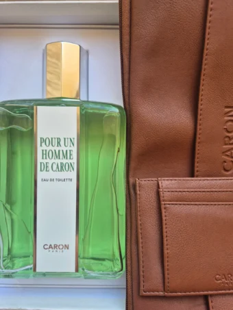 Coffret Luxe CARON-POUR UN HOMME DE CARON-Eau de Toilette-750ml (03 Pièces)