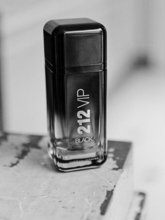 Carolina Herrera-212 Vip Black NYC-EDP-100 ml