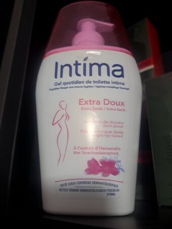 Intima-Gel Quotidien de Toilette Intime Femme-Extra Doux- a l&rsquo;extraits d&rsquo; Hamamélis-200ml